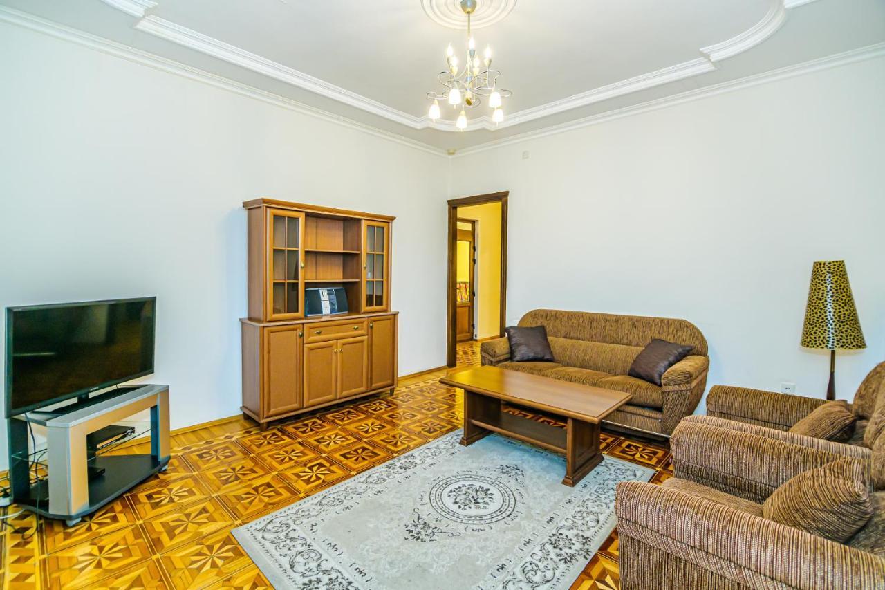 M Estate. Nizami Street  Apartment Baku Exterior foto