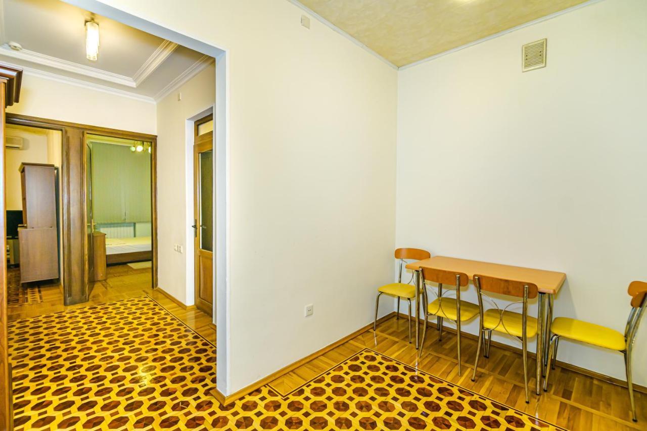M Estate. Nizami Street  Apartment Baku Exterior foto