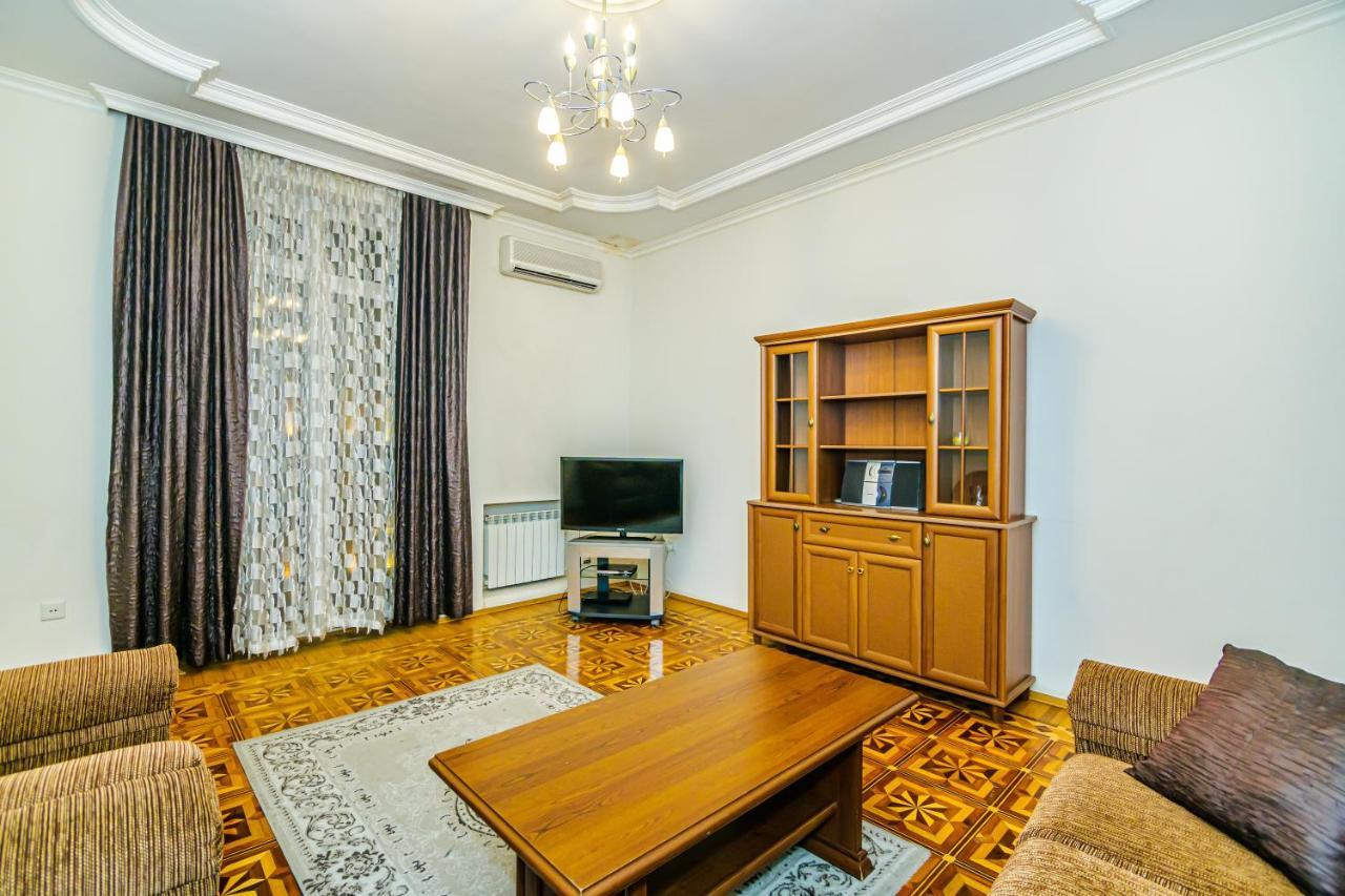 M Estate. Nizami Street  Apartment Baku Exterior foto